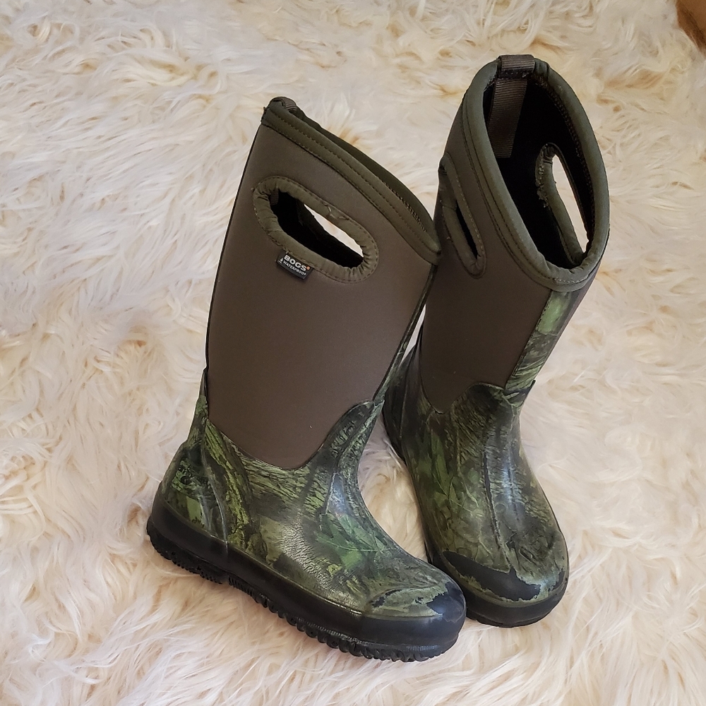 🆕️BOYS BOGS BOOTS🆕️